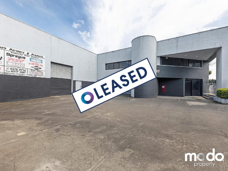 Click to view all images 151 Mt Alexander Road Flemington VIC 3031 - Image 1