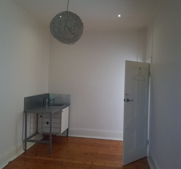 Click to view all images Suite 4/51 Victoria Avenue Albert Park VIC 3206 - Image 1