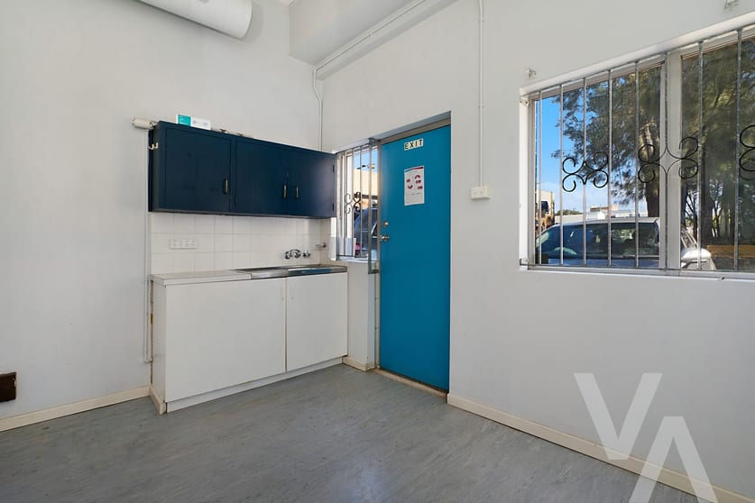 Click to view all images Shop 3/463a High Street Maitland NSW 2320 - Image 2