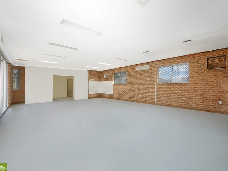 Click to view all images 70 Keira Street Wollongong NSW 2500 - Image 3
