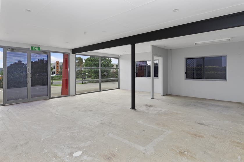 Click to view all images 7a Commerce Circuit Yatala QLD 4207 - Image 3