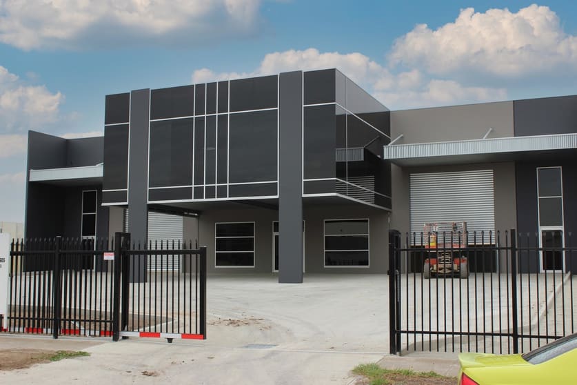 Click to view all images 52 Boundary Road Sunshine West VIC 3020 - Image 1