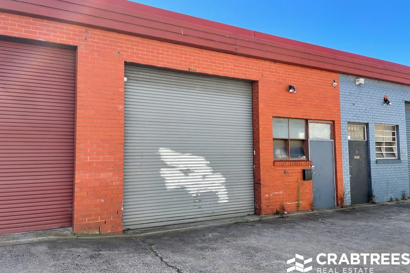 Click to view all images 2/142 Herald Street Cheltenham VIC 3192 - Image 2