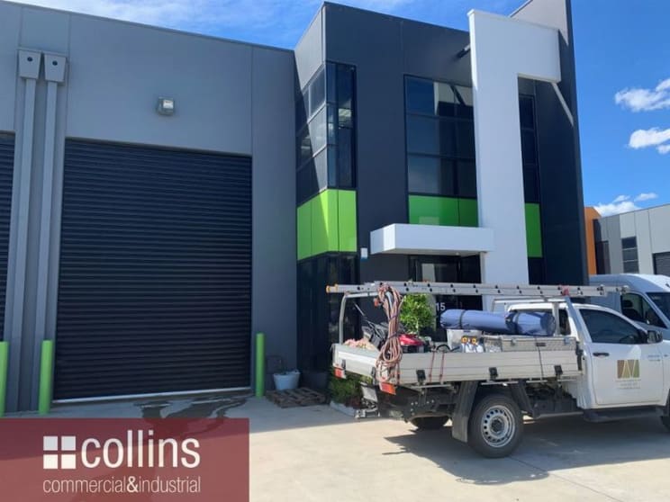 Click to view all images 15/2-22 Kirkham Road West Keysborough VIC 3173 - Image 1
