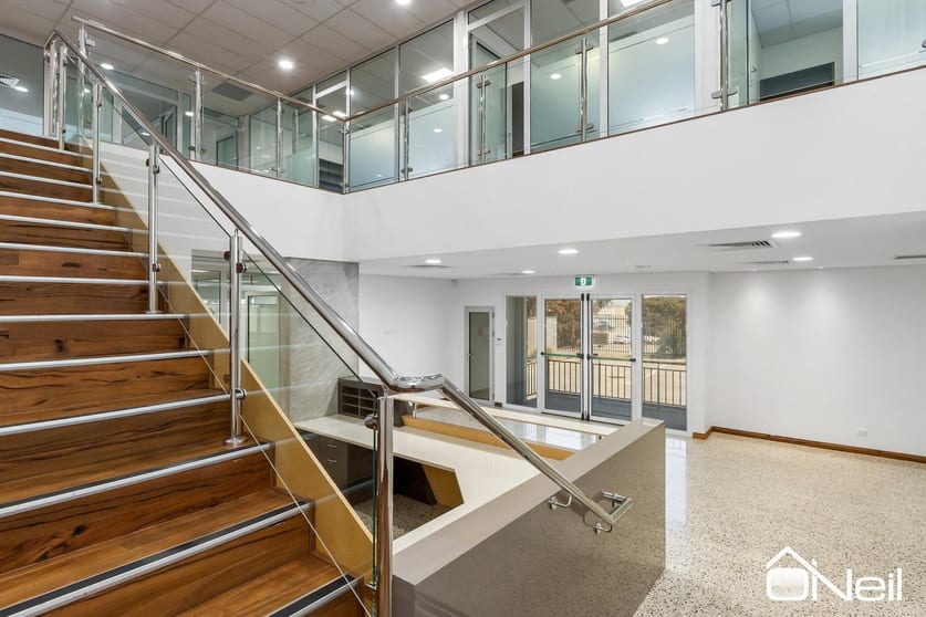 Click to view all images 1/19 Keates Road Armadale WA 6112 - Image 1