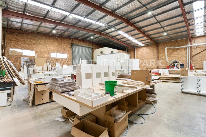 Click to view all images Wetherill Park NSW 2164 - Image 2
