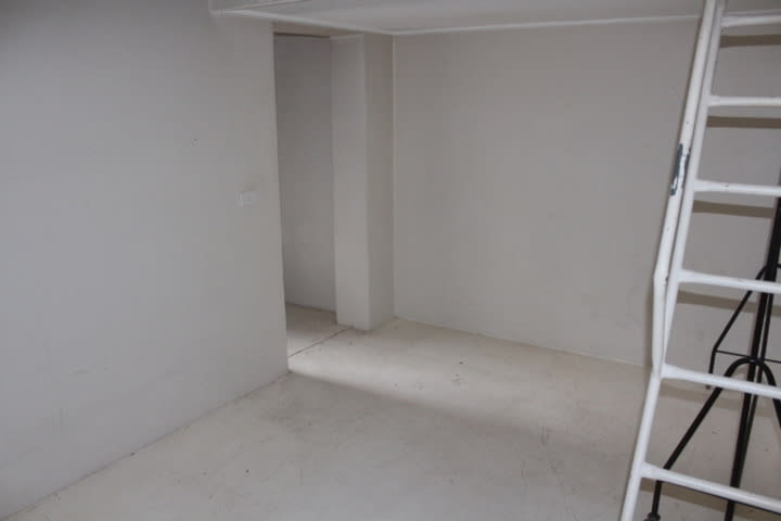 Click to view all images 476A Sydney Road Brunswick VIC 3056 - Image 2