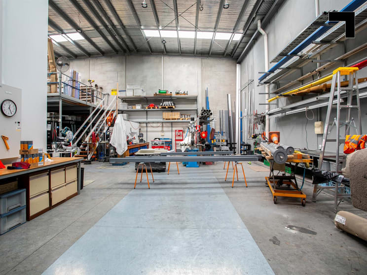 Click to view all images 18 Rocklea Drive Port Melbourne VIC 3207 - Image 2