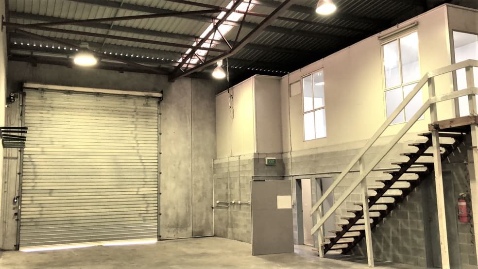 Click to view all images Unit 3/12 Maiella Street Stapylton QLD 4207 - Image 2