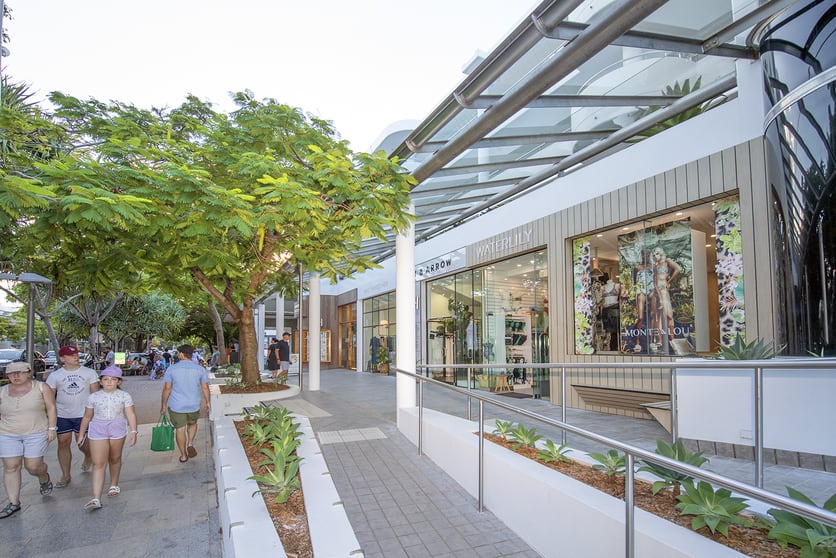 Click to view all images Shop 4/25 Hastings Street Noosa Heads QLD 4567 - Image 3