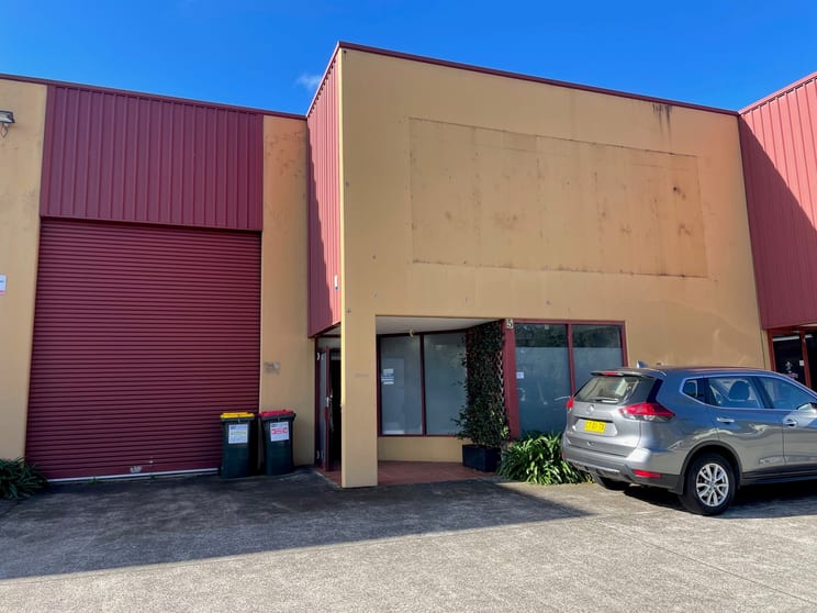 Click to view all images Bay 5/19-21 Ralph Black Drive Wollongong North NSW 2500 - Image 1