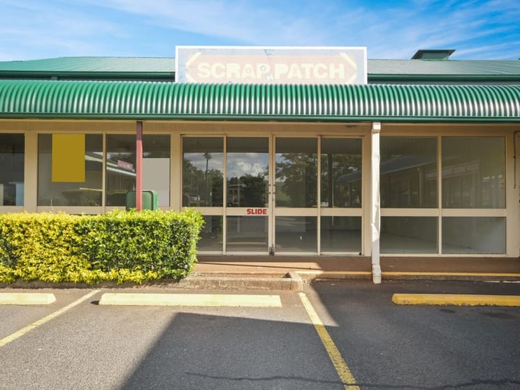 Click to view all images Shop 9/837 Ruthven Street Kearneys Spring QLD 4350 - Image 2