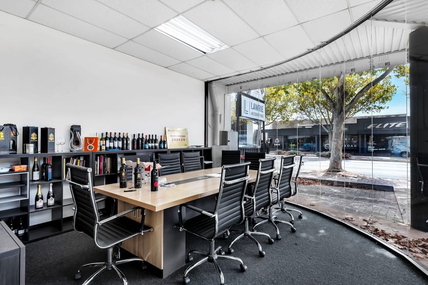 Click to view all images 2/141 Sir Donald Bradman Drive Hilton SA 5033 - Image 2