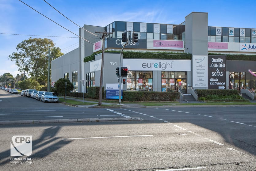 Click to view all images 1/191 Taren Point Road Caringbah NSW 2229 - Image 2