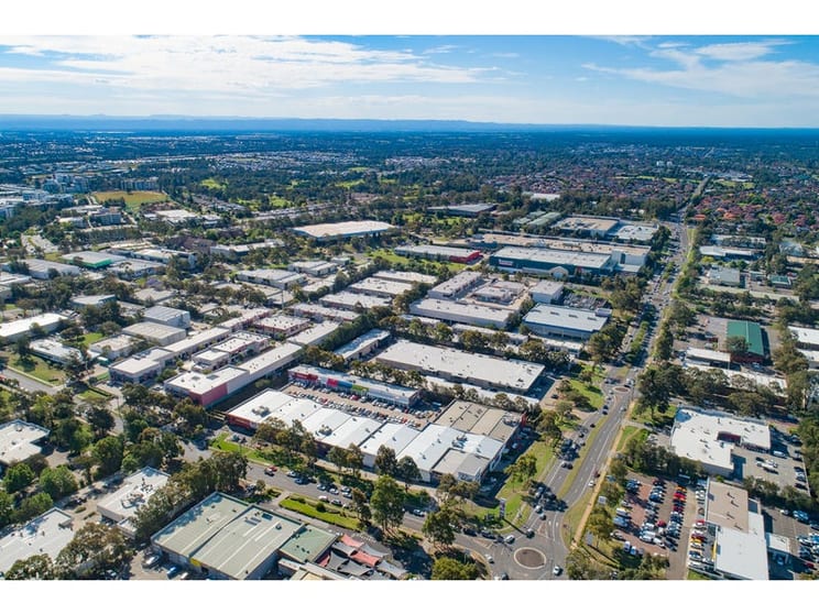 Click to view all images 6 Victoria Avenue Castle Hill NSW 2154 - Image 3