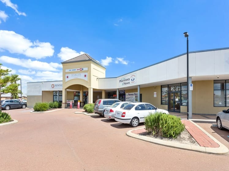 Click to view all images 10/49 Chelmsford Avenue Port Kennedy WA 6172 - Image 3