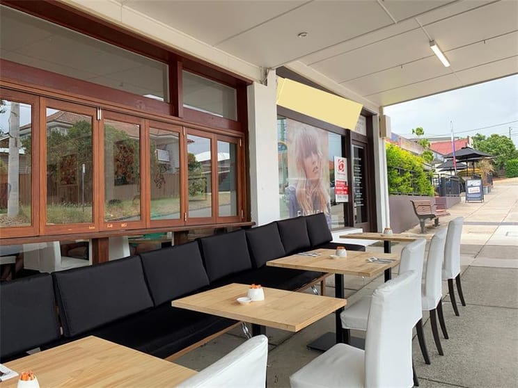 Click to view all images 3/14 Eva Street Coorparoo QLD 4151 - Image 3