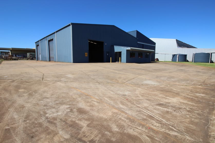 Click to view all images 1 / 12 Enterprise Street Wilsonton QLD 4350 - Image 2