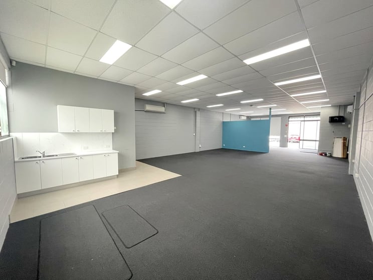 Click to view all images 3B/13-17 Upton Street Bundall QLD 4217 - Image 1