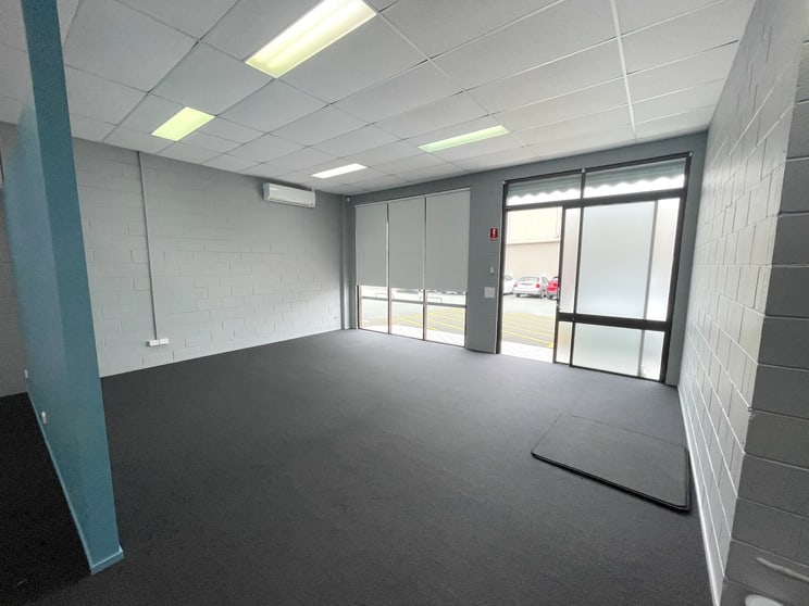 Click to view all images 3B/13-17 Upton Street Bundall QLD 4217 - Image 3