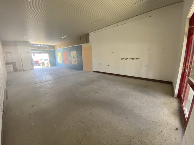 Click to view all images 2/18-20 Ford Street Moruya NSW 2537 - Image 3