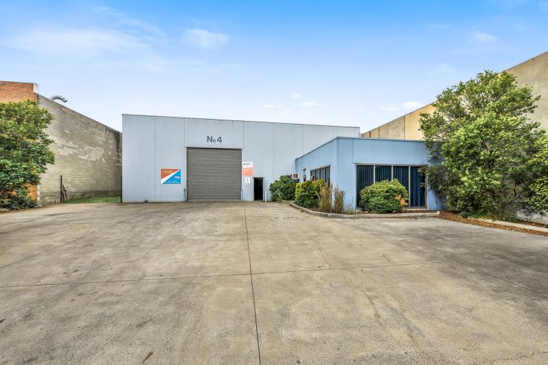 Click to view all images 4 David Lee Road Hallam VIC 3803 - Image 1