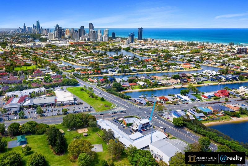 Click to view all images 12b/90 Markeri Street Mermaid Waters QLD 4218 - Image 2