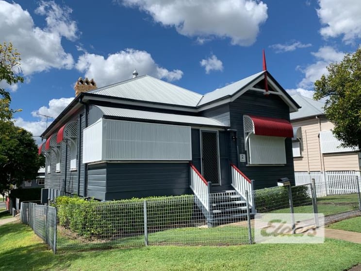 Click to view all images 2 Arne Street Woolloongabba QLD 4102 - Image 1