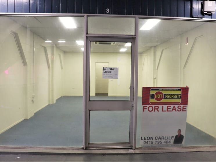 Click to view all images Shop 3/12 Russell Street Toowoomba City QLD 4350 - Image 1