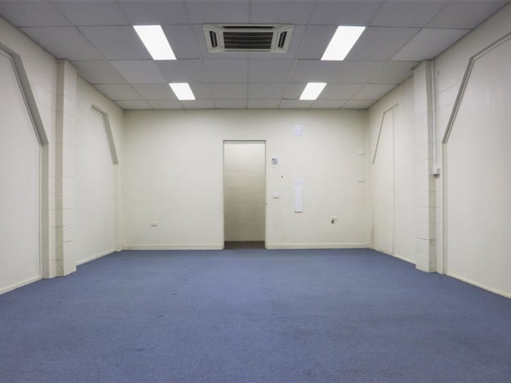 Click to view all images Shop 3/12 Russell Street Toowoomba City QLD 4350 - Image 3