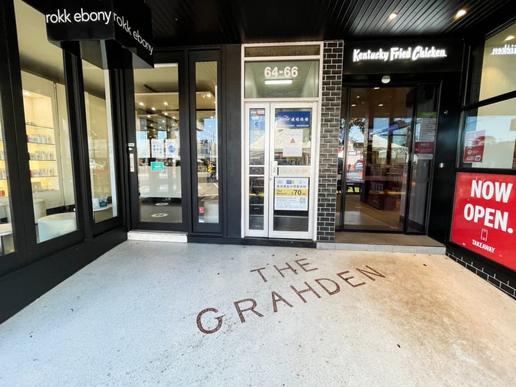 Click to view all images 4/64-66 Kingsway Glen Waverley VIC 3150 - Image 1