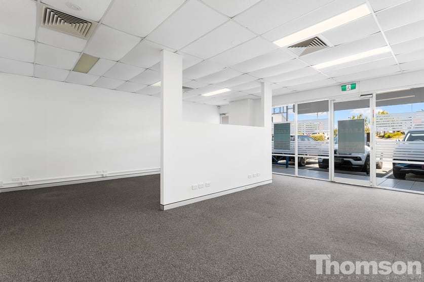 Click to view all images 457 Oxley Avenue Redcliffe QLD 4020 - Image 3
