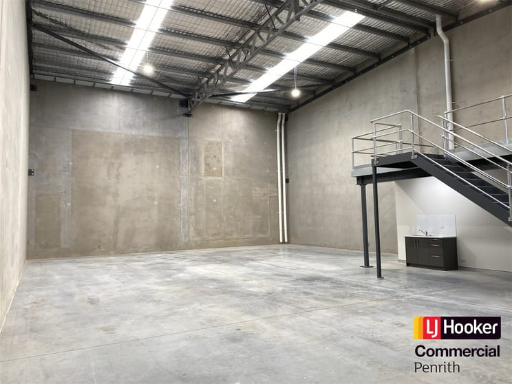 Click to view all images St Marys NSW 2760 - Image 2