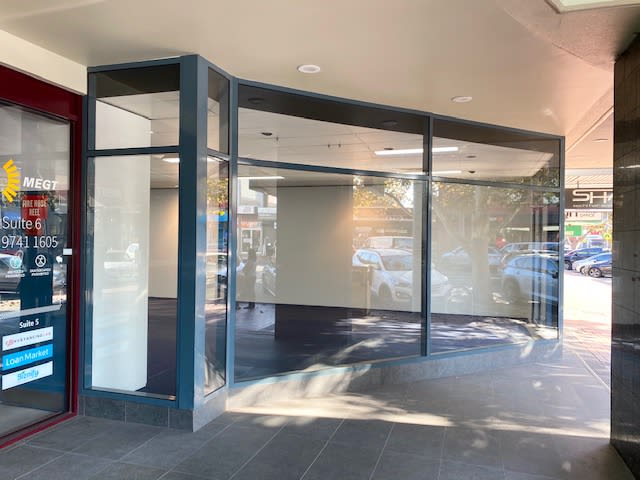 Click to view all images 1/75-79 Watton Street Werribee VIC 3030 - Image 3