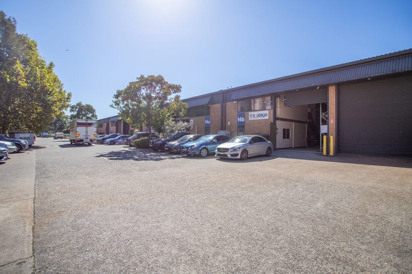 Click to view all images 14B/8 Gladstone Road Castle Hill NSW 2154 - Image 1
