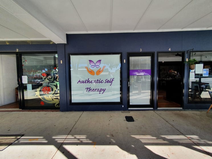Click to view all images 3/11 North Road Brighton QLD 4017 - Image 1