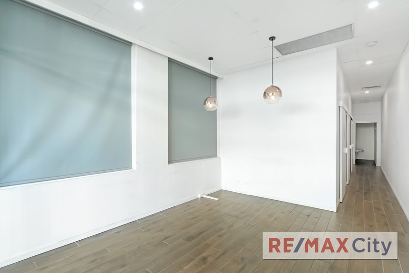 Click to view all images 1A/20 Racecourse Road Hamilton QLD 4007 - Image 3
