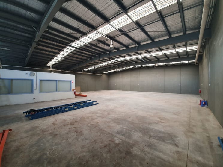 Click to view all images 29 Superior Drive Dandenong South VIC 3175 - Image 2