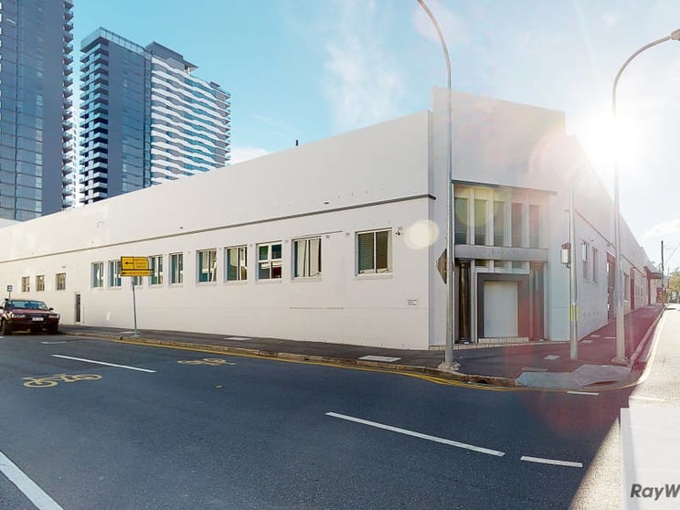 Click to view all images 435 St Pauls Terrace Fortitude Valley QLD 4006 - Image 2