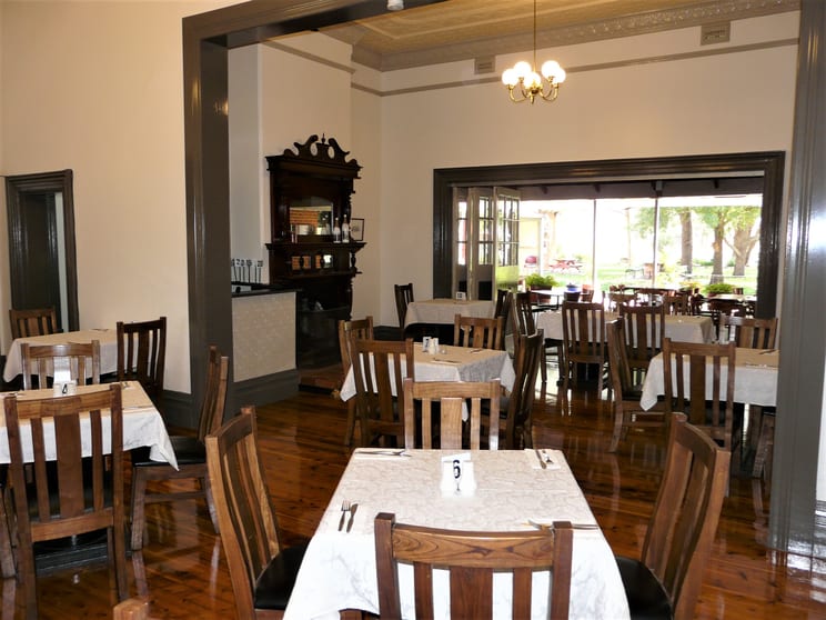 Click to view all images Cnr Bridge & Deniliquin Road Tocumwal NSW 2714 - Image 3