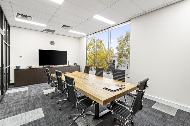 Click to view all images Level 1 Suite 4/210 Canterbury Road Canterbury VIC 3126 - Image 3
