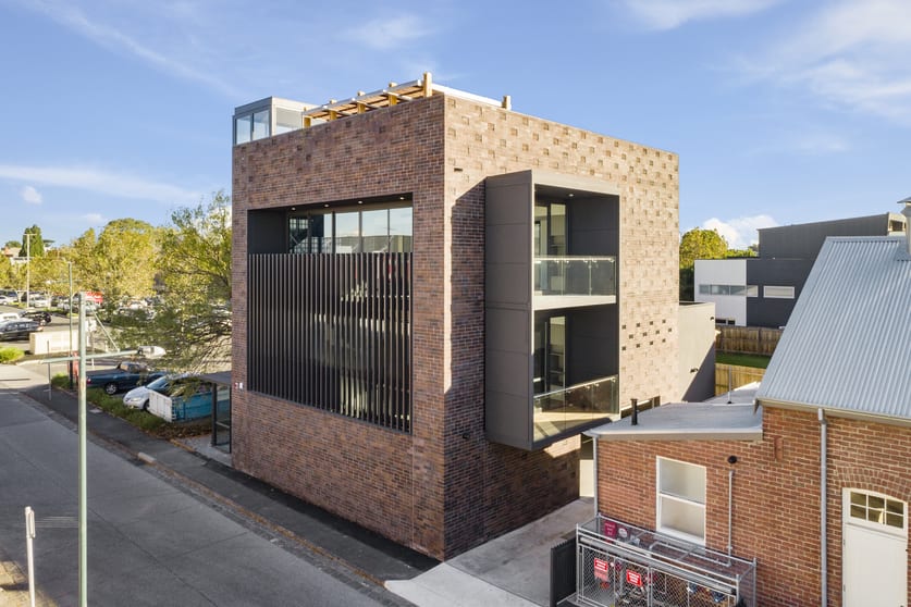 Click to view all images 1/83 Stevedore Street Williamstown VIC 3016 - Image 1