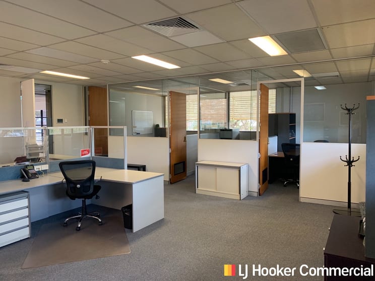 Click to view all images Penrith NSW 2750 - Image 1