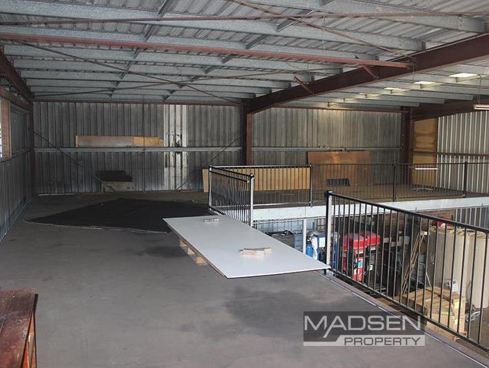 Click to view all images Unit 6/21 Jijaws Street Sumner QLD 4074 - Image 3