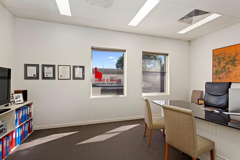 Click to view all images Level 1 Suite 4/245 Bay Street Brighton VIC 3186 - Image 3