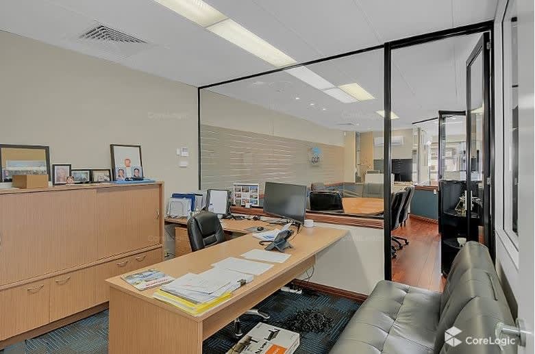 Click to view all images 8 Pacific Avenue Miami QLD 4220 - Image 2