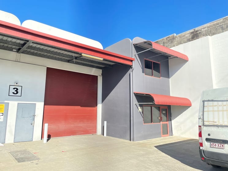 Click to view all images Unit 2/3 Chetwynd Street Loganholme QLD 4129 - Image 1