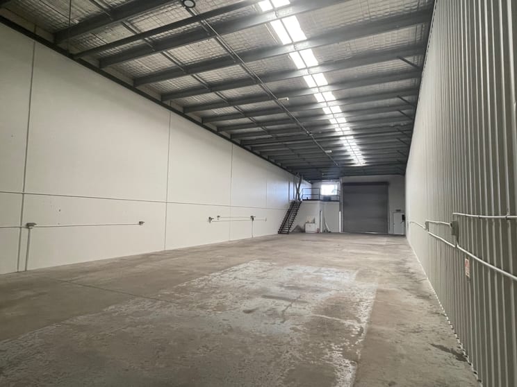 Click to view all images Unit 2/3 Chetwynd Street Loganholme QLD 4129 - Image 3