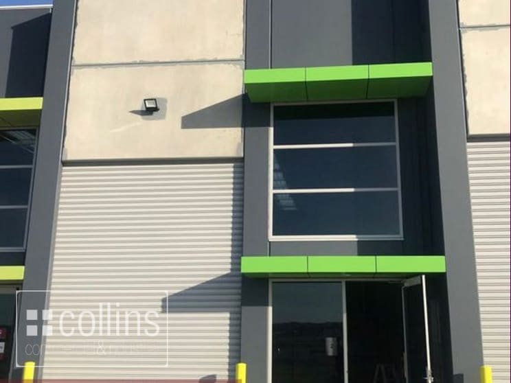 Click to view all images Unit 5/18 Sette Circuit Pakenham VIC 3810 - Image 2