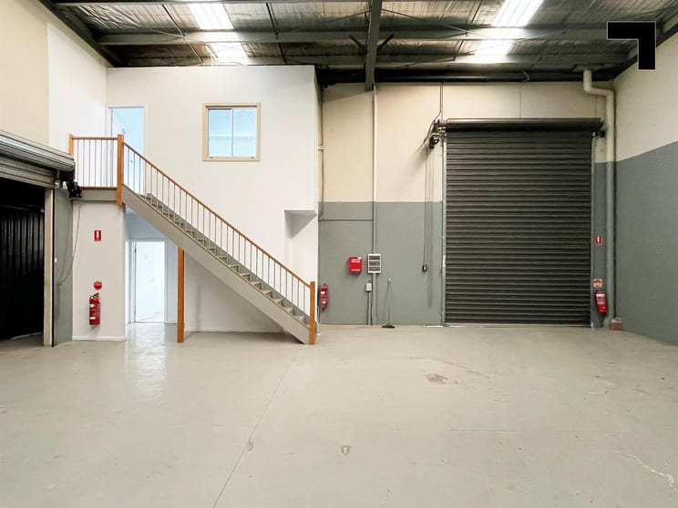 Click to view all images 6/334 Hume Highway Craigieburn VIC 3064 - Image 2